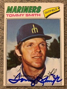 1977 Topps TOMMY SMITH Autographed Baseball Card #14 MARINERS