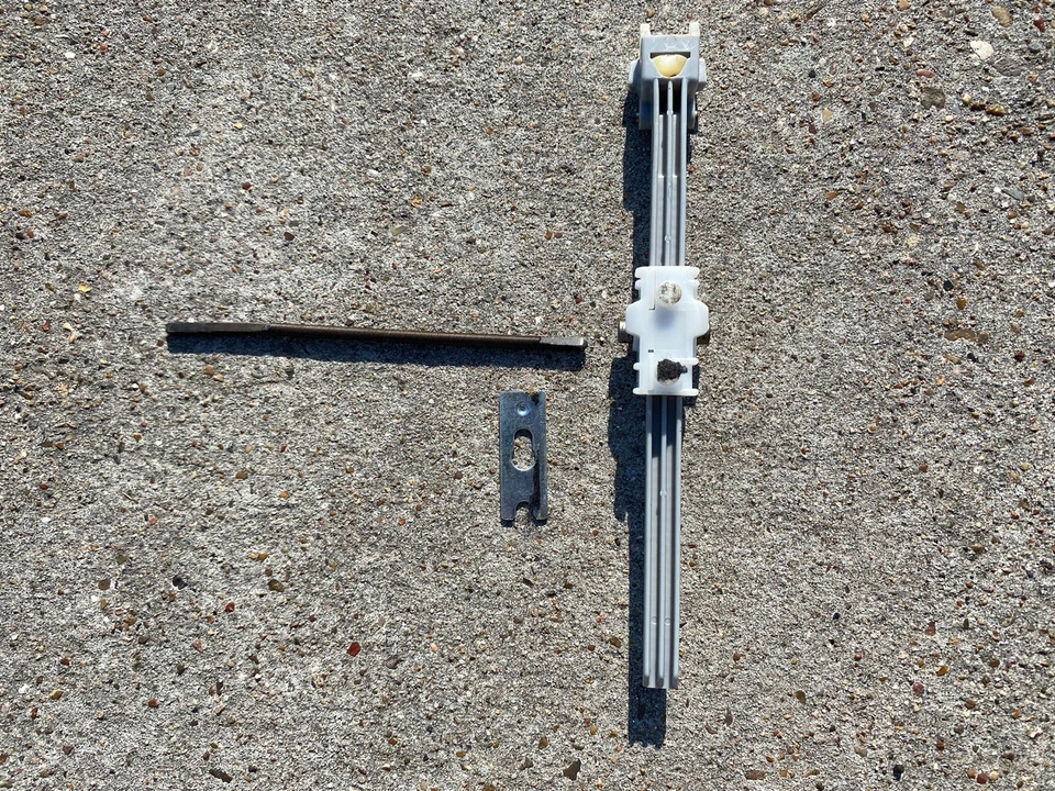 1269700126 头枕调整 W126 350SD 420SEL 300SE 560SEL 350SDL 500SEC 560 — 第 1/2 张图片