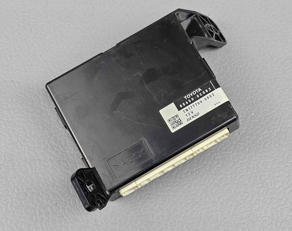 Módulo de control amplificador de temperatura aire acondicionado Toyota SEQUOIA 2008-2013 88650-0C083 Foto 1 de 4