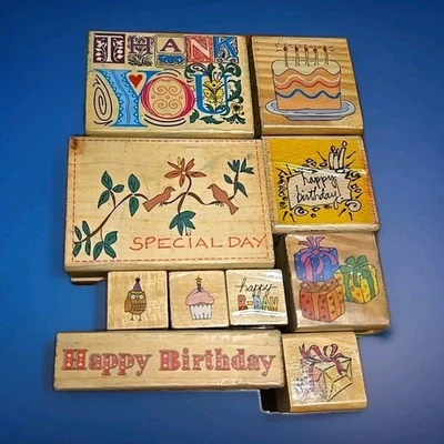 Lote de 10 sellos regalos de pastel de cumpleaños y más de colección montados en madera de goma  Foto 1 de 4