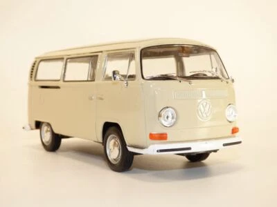VW COMBI T2 blanc Volkswagen Kombi 1/24 - Imagen 1 de 4