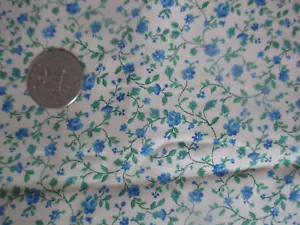 PRAIRIE GIRL vintage FIORI BLU su tessuto COTONE BEIGE anni 80 - oltre 5 yd - Foto 1 di 2