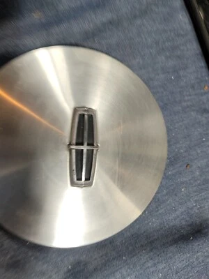 Lincoln Continental E80C-1A096-AA Factory OEM Wheel Center Rim Cap Hub Cover Lug - Image 1 of 3