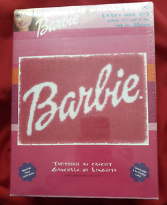 New 2000 Mattel Barbie Signature Latch Hook Kit 20 in x 30 in Pink