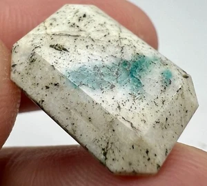 14 Carat Faceted Gonnardite Cut Gem Stone W/Fluorescent Sodalite From Afghanist - Picture 1 of 8