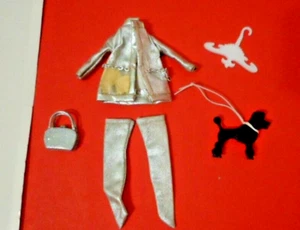 TOPPER DAWN & FRIENDS #810 SILBER AU-GO-GO OUTFIT MODEPUPPE 6 ZOLL KLEIDUNG - Bild 1 von 2