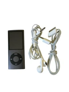 Apple iPod 4th Gen 8gb Black Tested - Picture 1 of 4