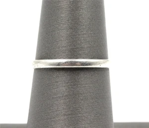 Authentic Vintage Platinum 2mm Wide Size 7+ Stackable Smooth Design Wedding Band - Picture 1 of 7