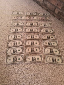 Star Notes mixed Lot.36 Dollars Face Value Used..Getting Harder To Find - Picture 1 of 6