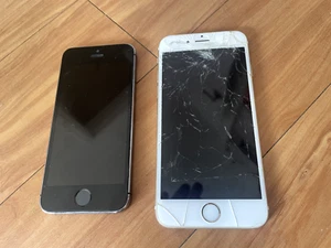 1 x iPhone 6 and 1 x iPhone 5s for parts or repair - Picture 1 of 17