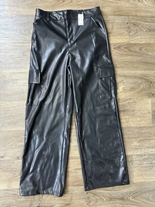 Pantaloni in pelle Aeropostale Utility Cargo Medium nuovi con etichette *manca il bottone* - Foto 1 di 6