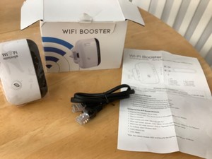 WiFi BOOSTER NEW IN BOX UP TO 300 Mbps