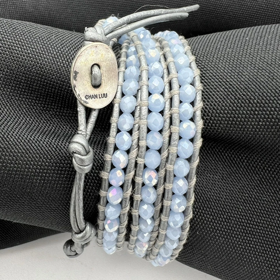 Pulsera envolvente Chan Luu cuero gris lavanda pálido 4 a 5 envoltura 32 pulgadas Foto 1 de 4