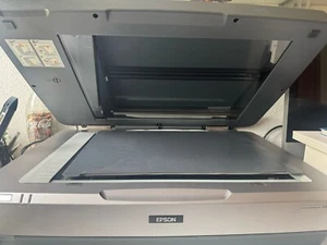 Epson Expression 10000XL with transparency unit for film scanning - Afbeelding 1 van 3