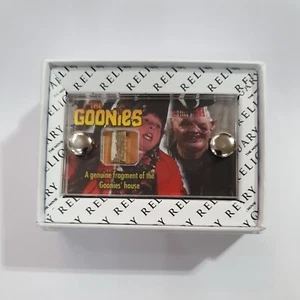 The Goonies Screen-Used Movie Prop piece with COA-Film Prop Memorabilia - Picture 1 of 3