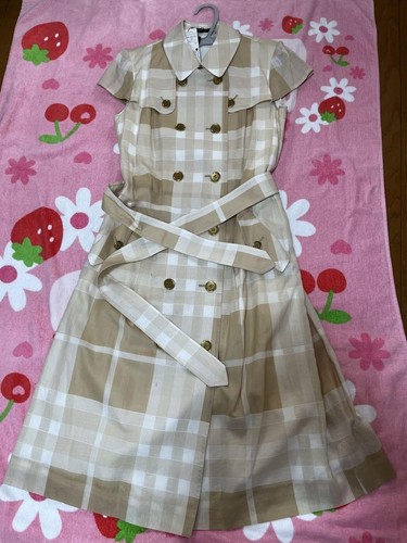 Abito Burberry donna moda dal Giappone