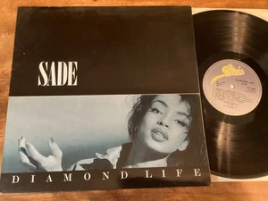 SADE - DIAMOND LIFE 1984 UK EPIC 1st press VINYL LP gatefold EXCELLENT ORIGINAL - Picture 1 of 3