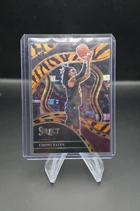Emoni Bates 2023-24 Panini Select Courtside #294 Tiger Prizm RC Rookie - Bild 1 von 2
