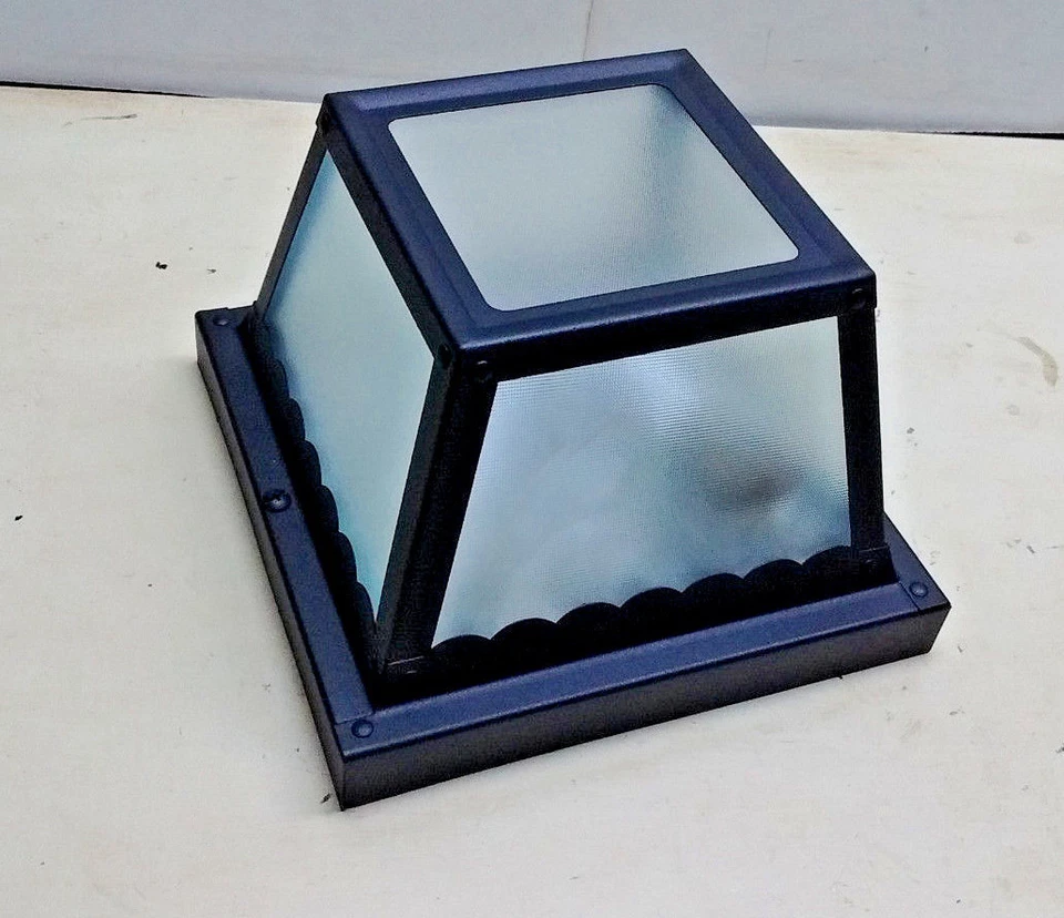 Savoy House Exterior Esmerilado 1 Luz 8 Pulgadas Negro Exterior Montaje Al Ras Negro Foto 1 de 3