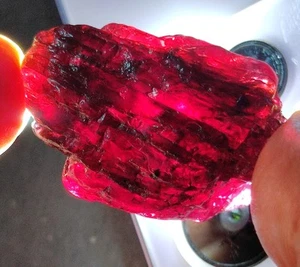 Natural Red Painite Rough Unheated Mozambique Facet Gemstone 100 Ct Certified - Picture 1 of 6