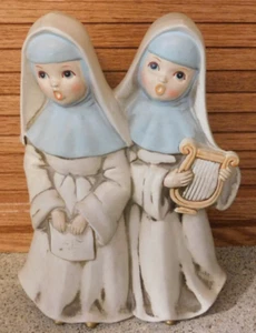 25-504 Vintage Glorreiche Nonnen singende Spieluhr Aufziehmaché Keramik Werke Statue - Bild 1 von 6
