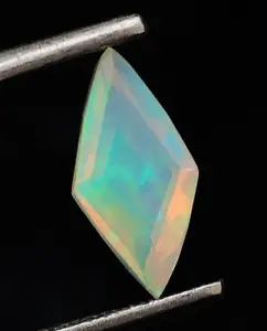 Ethiopian Opal 0.60Ct. Natural loose kite Gemstone Gift for Women 10X5mm - Picture 1 of 6