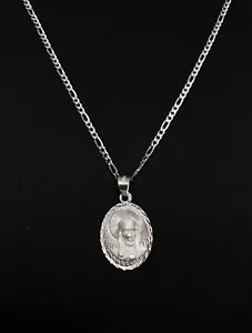 Sterling Silver Jesus Medallion Necklace with 18" Silver Figaro Chain - Picture 1 of 5