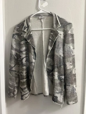 Chaqueta blazer para mujer Nicci Italy tejida camuflada Foto 1 de 4