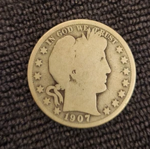 Medio dólar de peluquero 1907 circulado/sin clasificar envío gratuito - Imagen 1 de 10