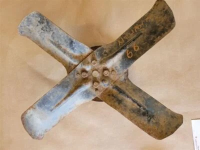 66 NEWPORT Ventilador Hoja Con Polea 18" Diámetro Se Adapta a 69-79 Dodge 100  Foto 1 de 4