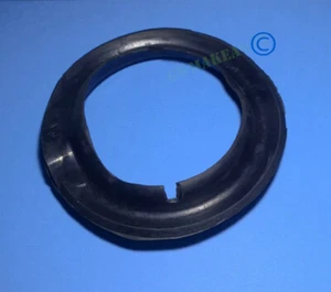 2x Insulator Rear Coil Spring Lower Fits Toyota Corolla AE85 AE95 AE86 CE95 - Picture 1 of 2