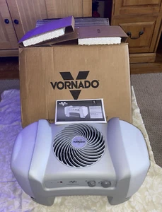 Humidificador evaporativo Vornado EVAP40 4 galones humidistato ajustable y 3 velocidades - Imagen 1 de 13