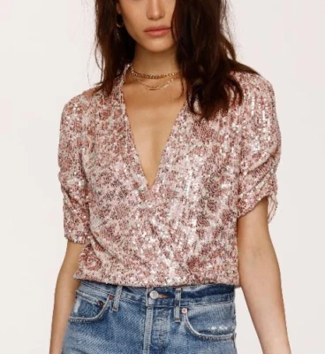 HEARTLOOM NWT $119 Gaia Sequin Short Sleeve Surplice V Neck Top in Champagne M - Image 1 of 4