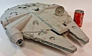 Star Wars Millennium Falcon Hasbro groß 28" x 21" 42371 C-2604A #B0572 - Bild 1 von 14