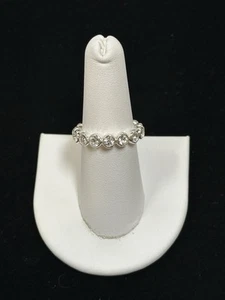 Klar Kristall Strass Ewigkeit Band Ring Größe 7 Silberfarben Neu mit Etikett - Bild 1 von 15