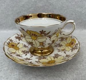 Rosina Cup & Saucer White Yellow Lily Bone China Made in England Scalloped Edge - Picture 1 of 6