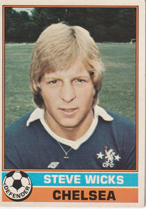 Topps Gum Card Footballers 1977 Red Back Steve Wicks Chelsea