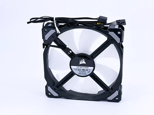 31-004897 Corsair 140mm RGB LED Fan 12VDC 0.202A ML140 Pro Magnetic Levitation - Afbeelding 1 van 4