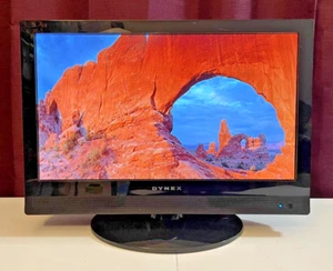 19" Dynex 1080i LCD HD TV Monitor (Working 100%) VGA S-VIDEO HDMI - Picture 1 of 10