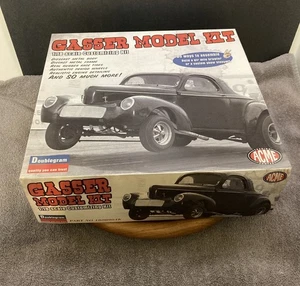 ACME 1:18 Willys Blown Gasser 1940 Diecast Model Car Kit Show or Qtr Mile Strip - Picture 1 of 12
