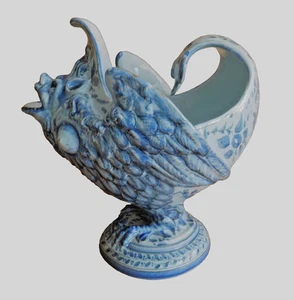 RARE ANTIQUE CANTAGALLI MAIOLICA GROTESQUE BAT FACED BLUE AND WHITE VASE OR JUG - Picture 1 of 22