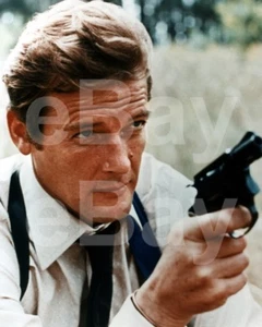 Live Und Let Würfel - James Bond (1973) Roger Moore 10x8 Fotos - Bild 1 von 1