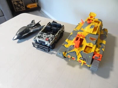 LOTE DE 3 JEEPS JET #6 Lanard The Corps Army Tank WOLF PAC Camo 1986 de colección Foto 1 de 4