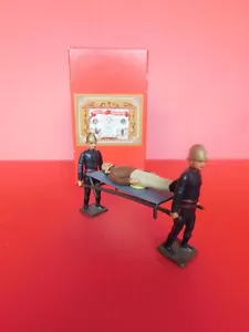CBG MIGNOT : LES POMPIERS : RARE ENSEMBLE DE SAPEURS POMPIERS avec BLESSE - Imagen 1 de 12