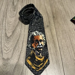 EINSTEIN "E=MC 2" Men's Tie, Keith Daniels ,Mathematics, Big Bang Theory, Silk - Picture 1 of 5