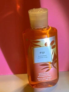 Bath & Body Works ~ "FIJI SUNSHINE GUAVA-TINI" Aloe & Vitamin E Shower Gel 10oz - Picture 1 of 2