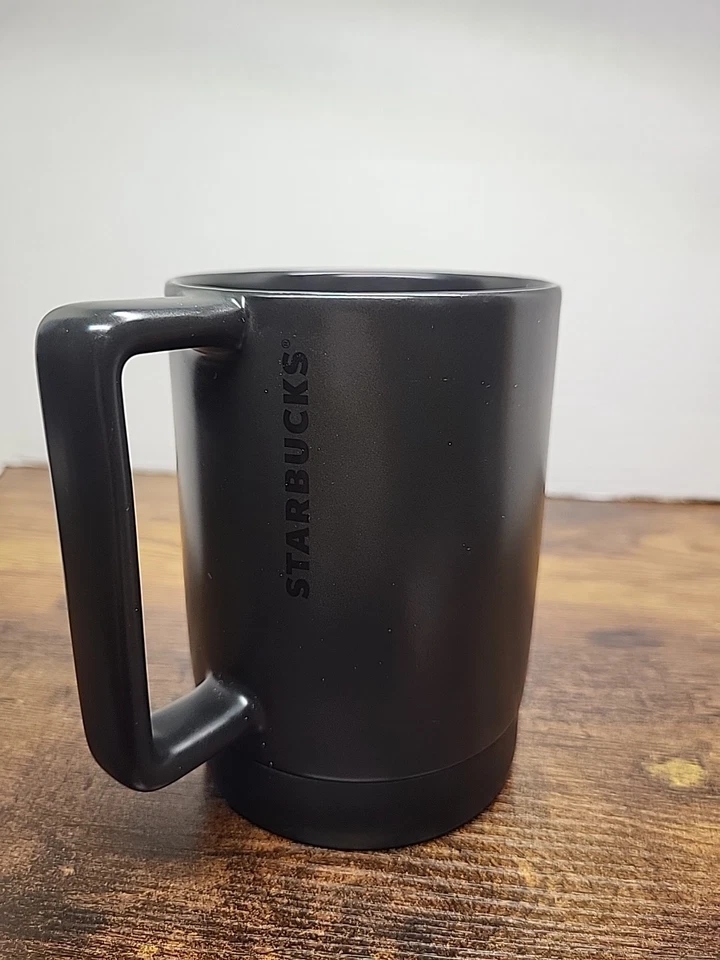 Starbucks Black Ceramic Rubber Bottom Travel Mug w/Lid/2018/14oz/Stylish  - Image 1 of 4