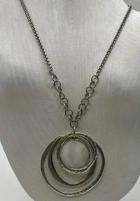 Declaración de plata #19 de CHICO, piedra blanca firmada en el medio Foto 1 de 4