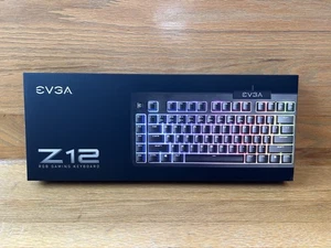 Klawiatura do gier EVGA Z12 RGB, podświetlana dioda LED RGB, 5 programowalnych klawiszy makro - Zdjęcie 1 z 10