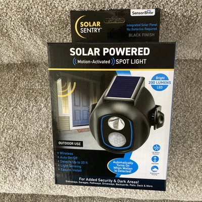 SOLAR SENTRY Solar Wireless Security Light Motion Sensor Outdoor spot light flood light